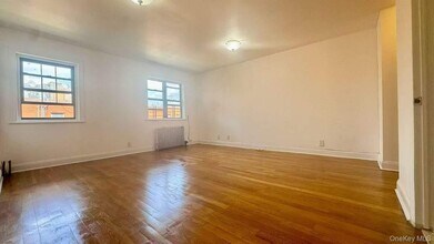 Building Photo - 141-33 78th Ave