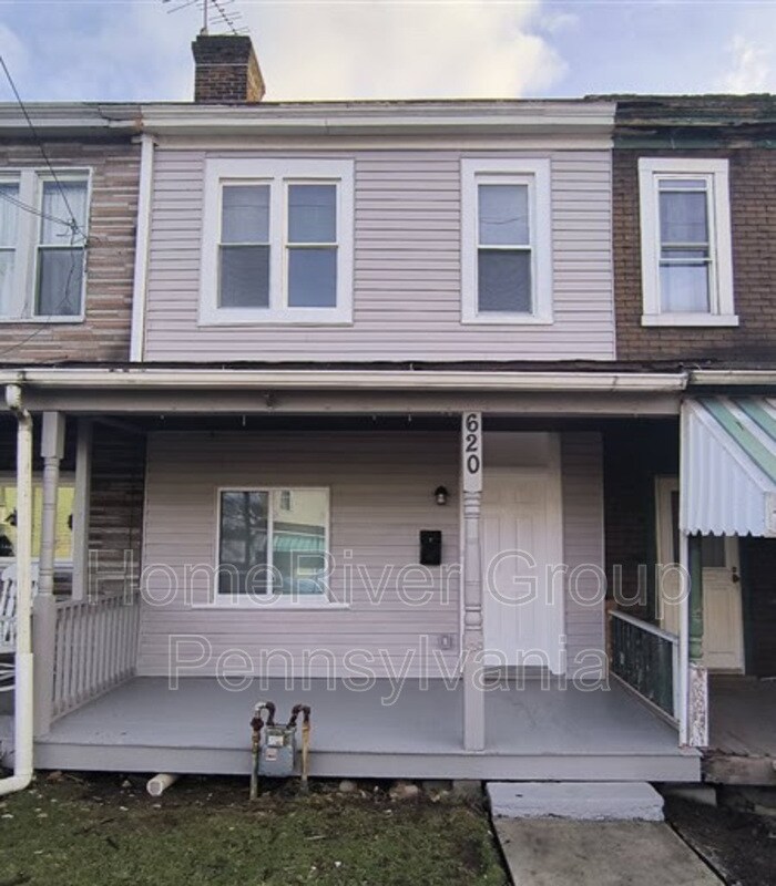 Primary Photo - 620 E 17th Ave