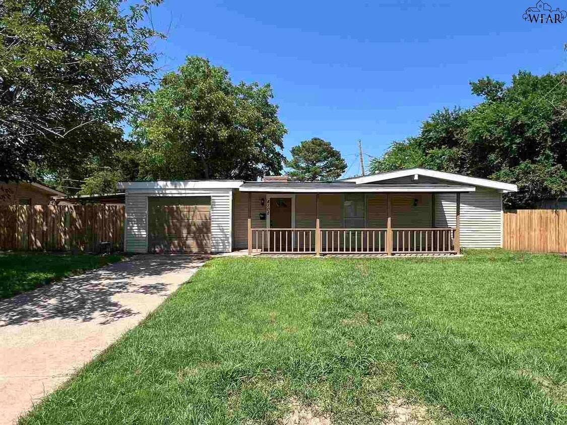 Primary Photo - 4108 Abbott Ave