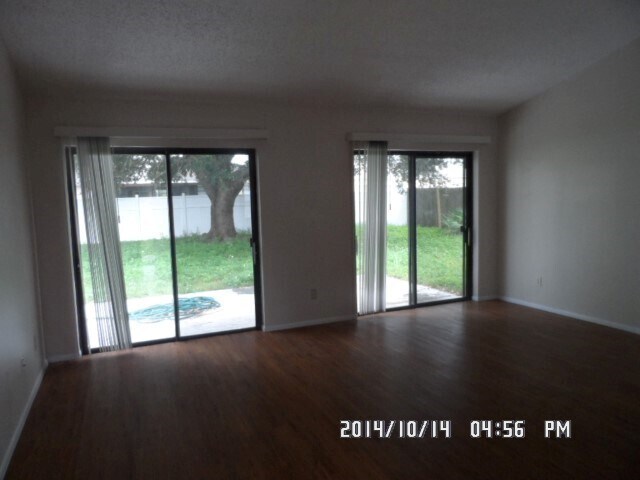 Building Photo - Single Family Home in Poinciana