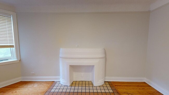 Photo du bâtiment - 235 Charlotte