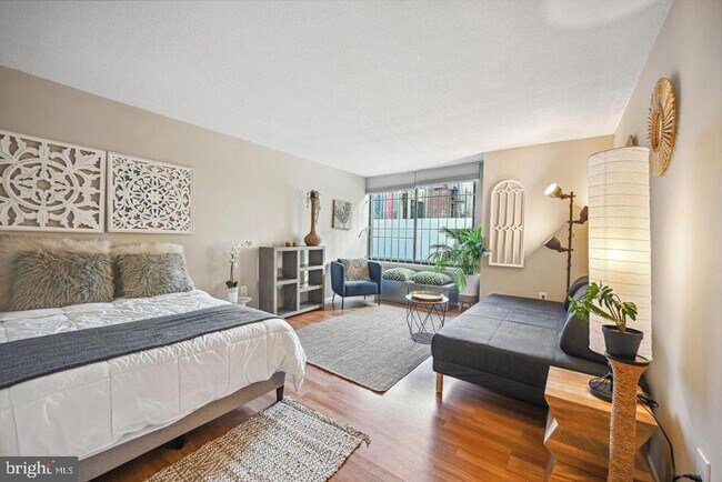 Foto del edificio - 1301 20th St NW