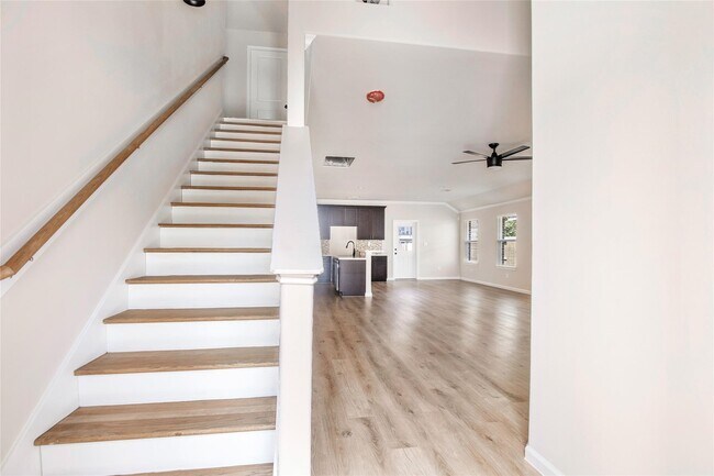 Foto del edificio - 322 Carlos Leal Dr