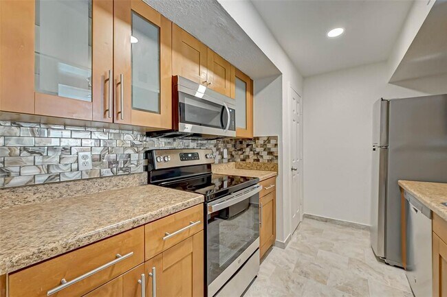Building Photo - 14207 Briarsage Ct