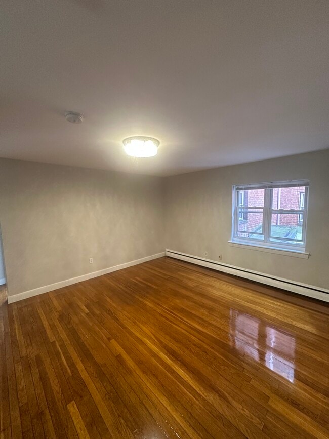 Foto del edificio - 63 Selkirk Rd