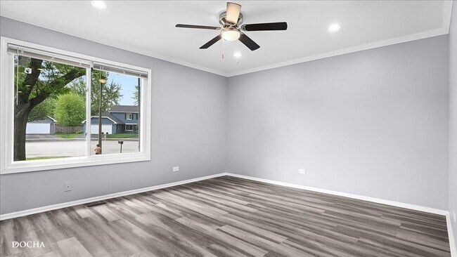 Foto del edificio - 3060 Winchester Ct W