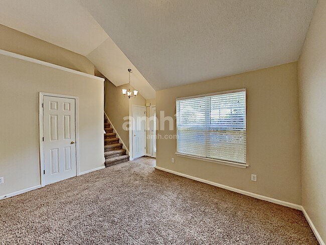 Building Photo - 3321 Metro Way