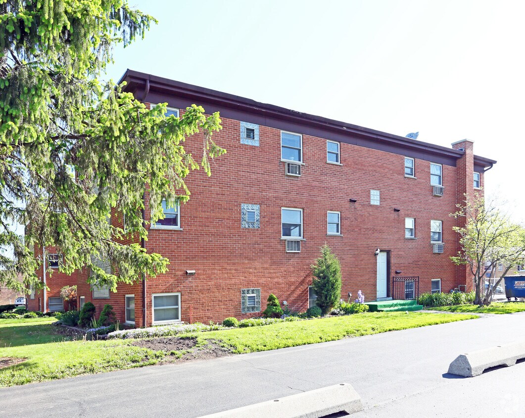 Foto del edificio - 615 S Iowa Ave