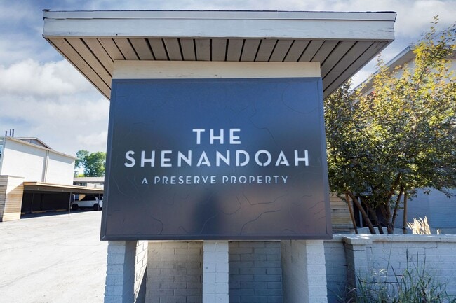 Interior Photo - Welcome to The Shenandoah!