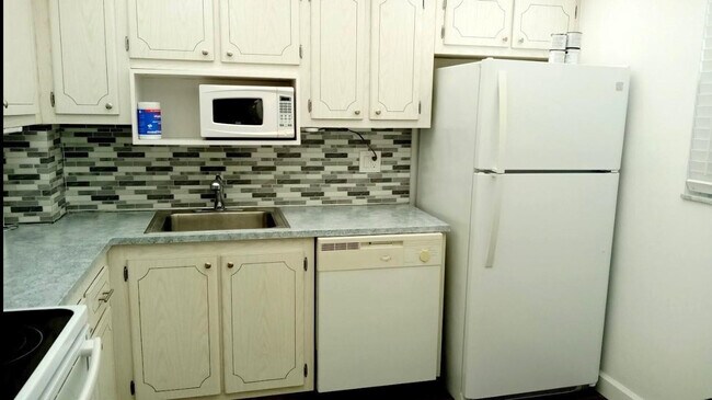 Foto del edificio - 301 Cambridge Rd