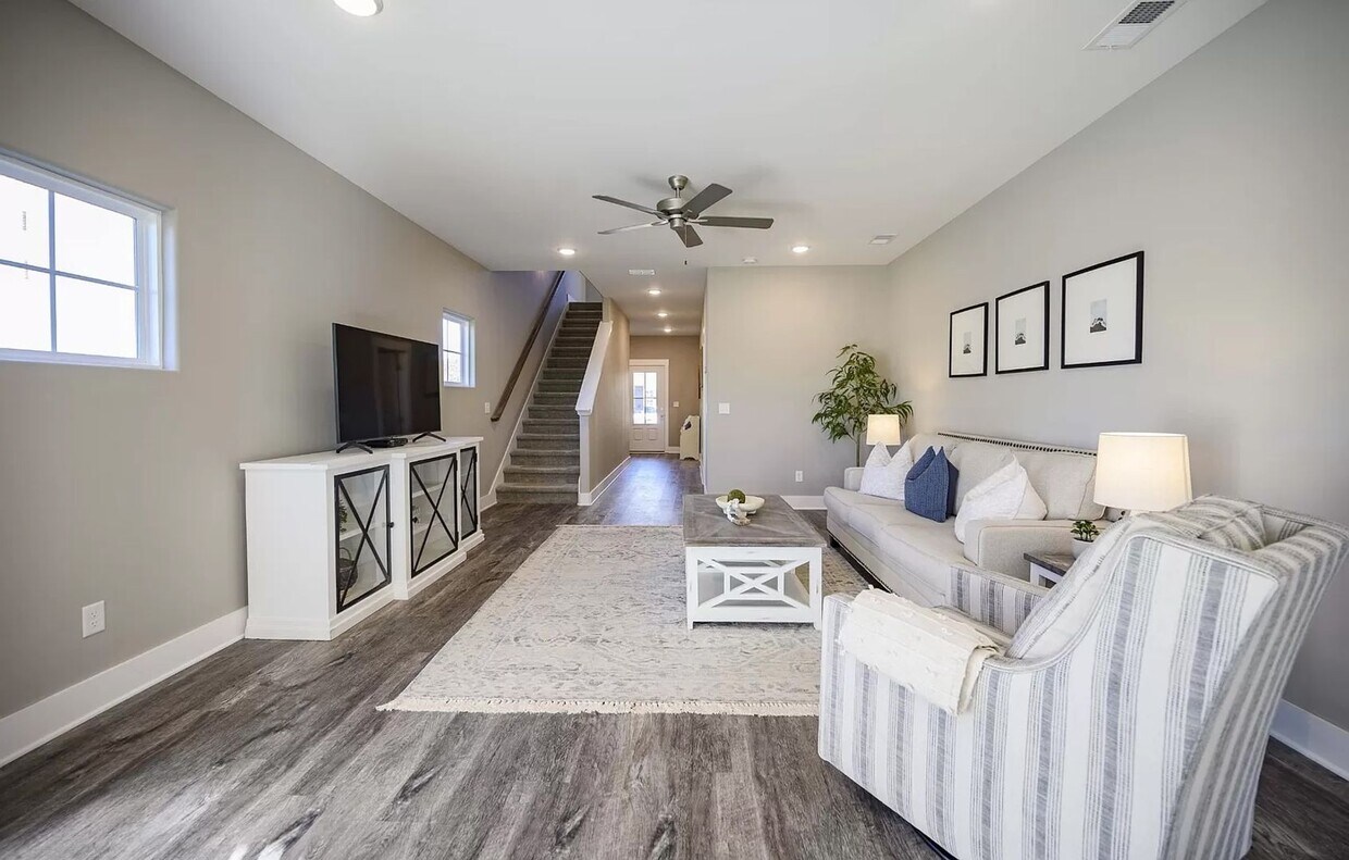 Primary Photo - Available for immediate Move in
