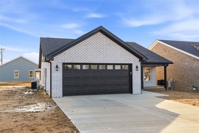 Building Photo - 15 Paislynne Ct