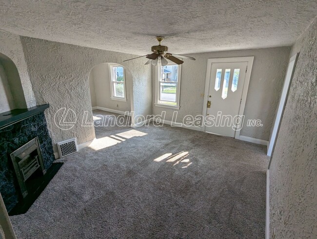 Building Photo - Charming Two-Bedroom Colonial on Corner Lo...