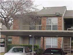 Building Photo - 18333 Roehampton Dr