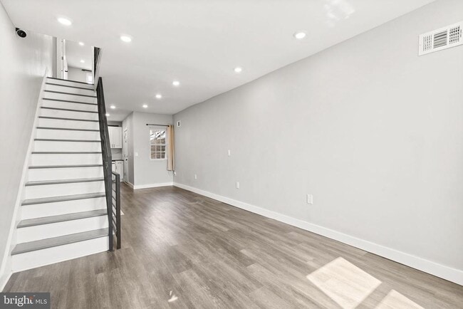 Foto del edificio - 2504 N Water St