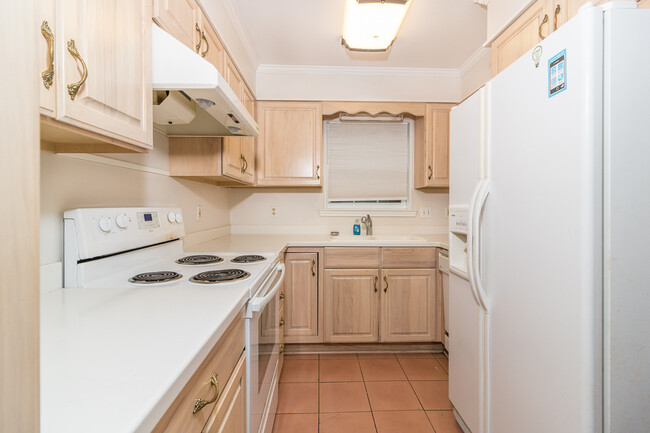 Foto del edificio - Wow! 2bed 2bath - Only 950