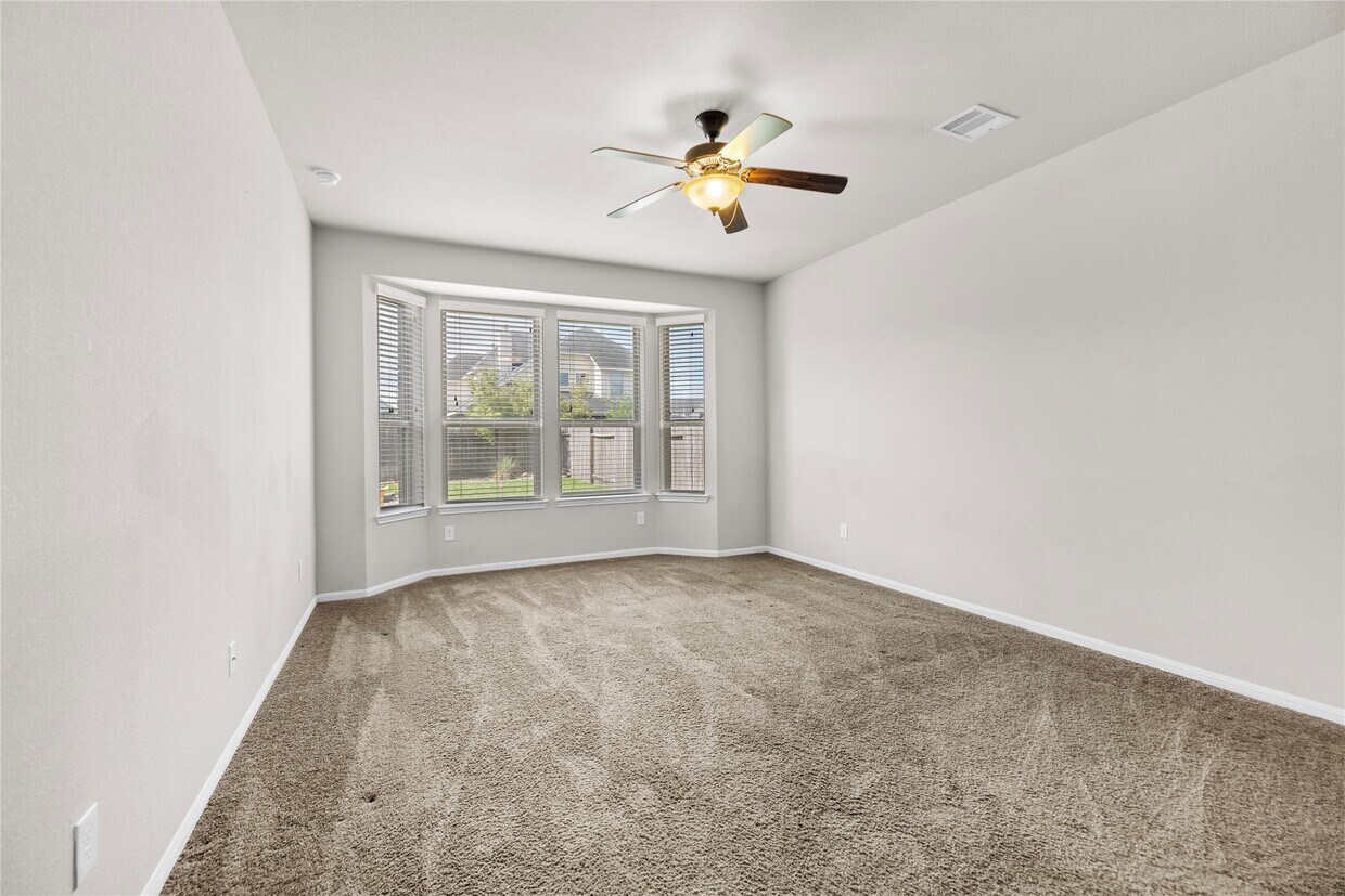 Foto principal - 19727 Lakeside Pointe Ct