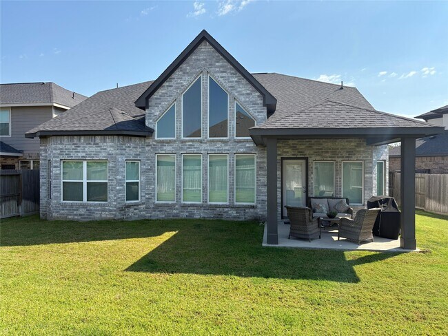 Building Photo - 3630 Windward Canyon Dr