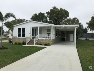 Building Photo - 346 Eland Dr