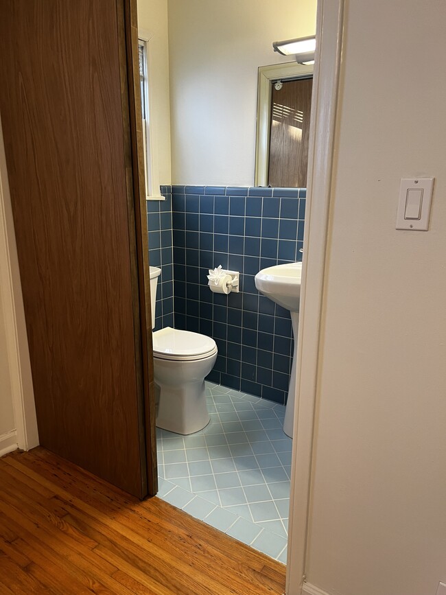 Foto del edificio - 3505 S Knoxville Ave