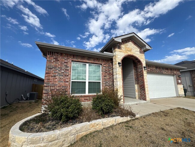 Foto del edificio - 2214 Wasabi Rd