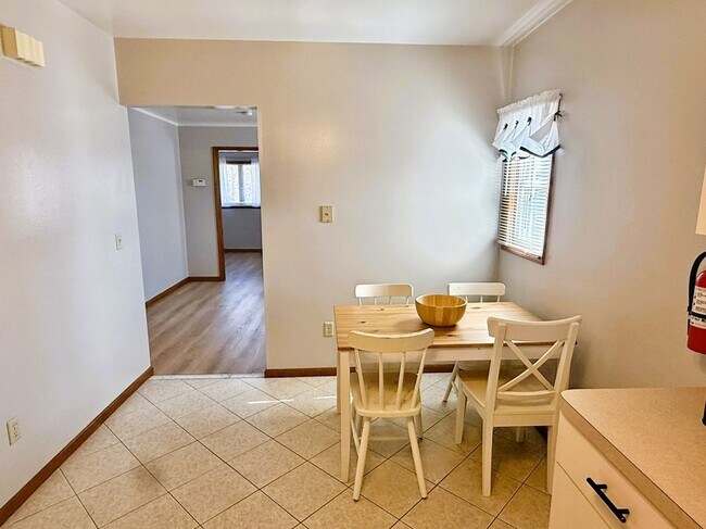 Foto del edificio - 47 Harding Ct