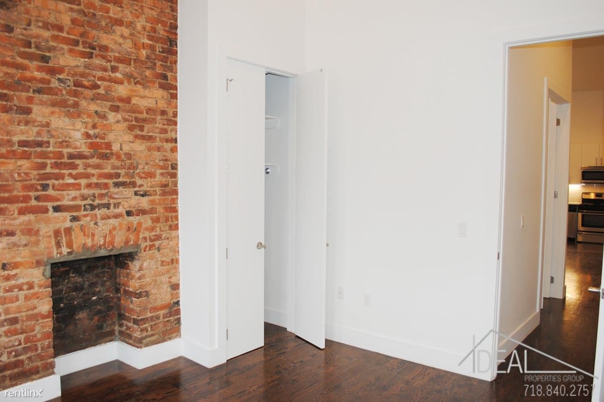 Foto principal - 1418 Flatbush Ave