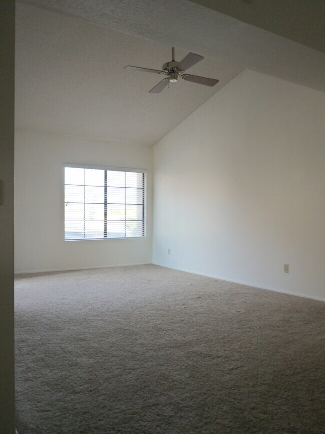 Foto del edificio - Great Location! 1 Bedroom 1 Bathroom Condo near ASU.