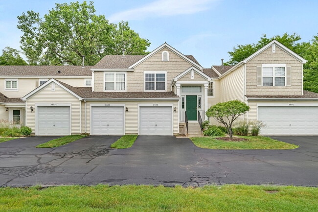 Building Photo - 3605 Forestview Dr