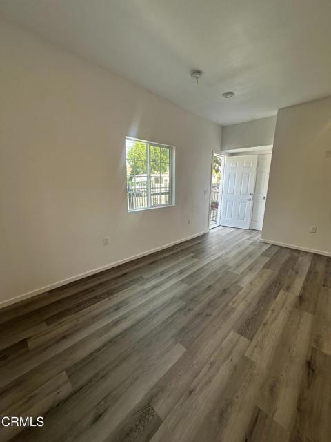 Foto principal - 1441 N Carmelita Ave