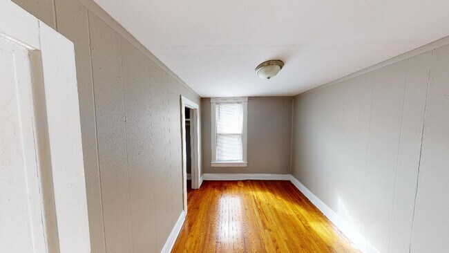 Foto del edificio - 341 W Chamberlin St
