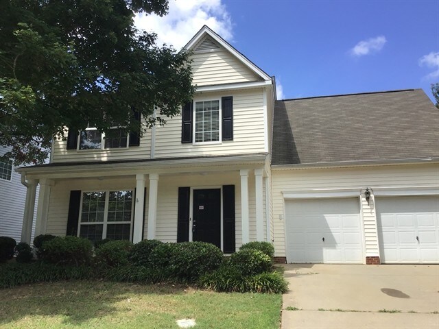 Foto principal - 508 Fairview Lake Way