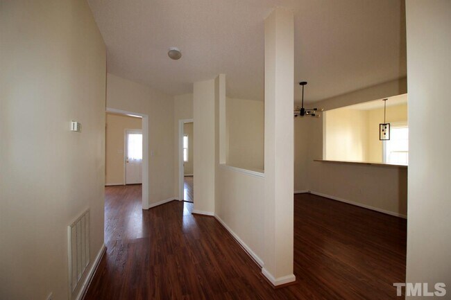 Foto del edificio - 3020 Alder Ridge Ln