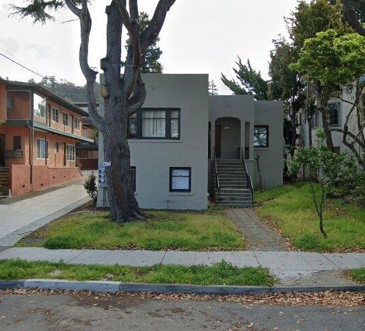 Building Photo - 1677 Arch St