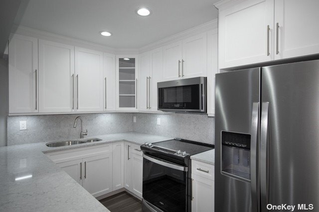 Primary Photo - 116 Smithtown Blvd
