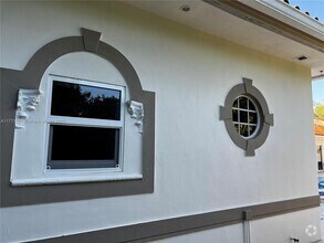 Building Photo - 6795 SW 98th St