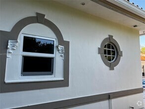Building Photo - 6795 SW 98th St