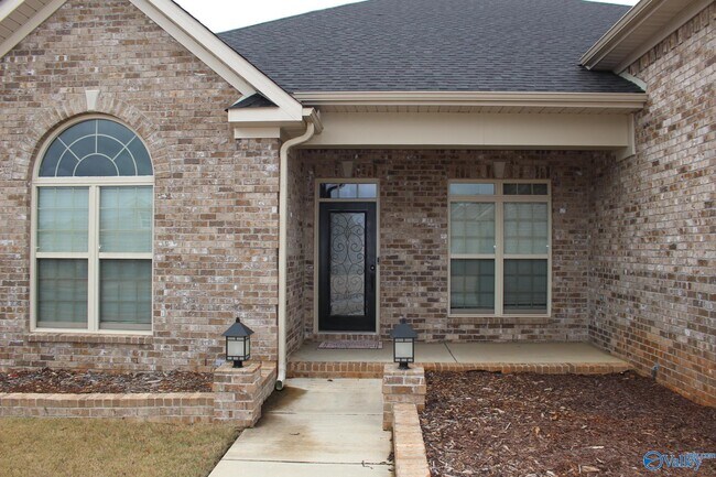 Building Photo - 104 Talia Dr