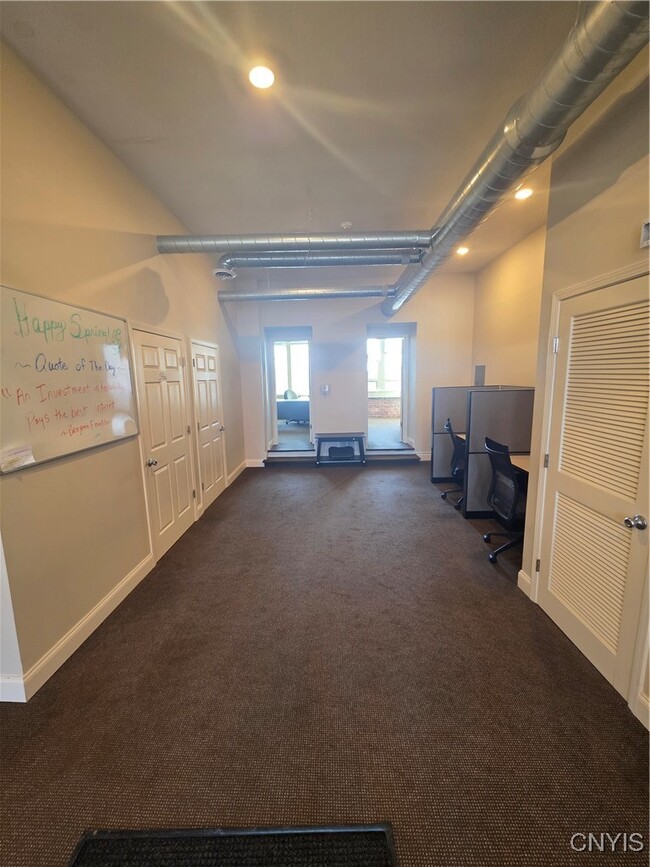 Foto del edificio - 807-13 N Salina St