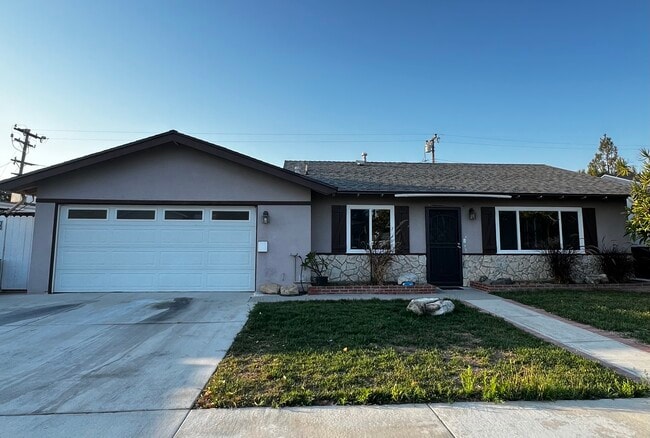 Photo - 7021 Betty Dr House