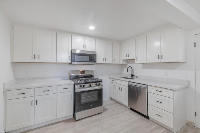 Photo - Downtown SJ Victorian Apartment