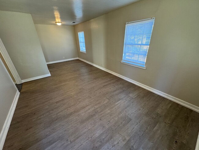 Building Photo - Birmingham