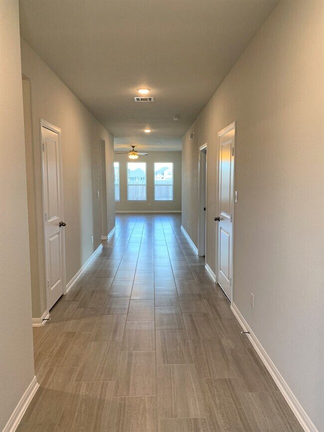 Foto del edificio - Large Single Level 4-bedroom in Oak Creek - Leander ISD