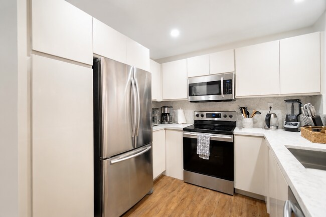 Foto del edificio - 11785 Saint Andrews Pl