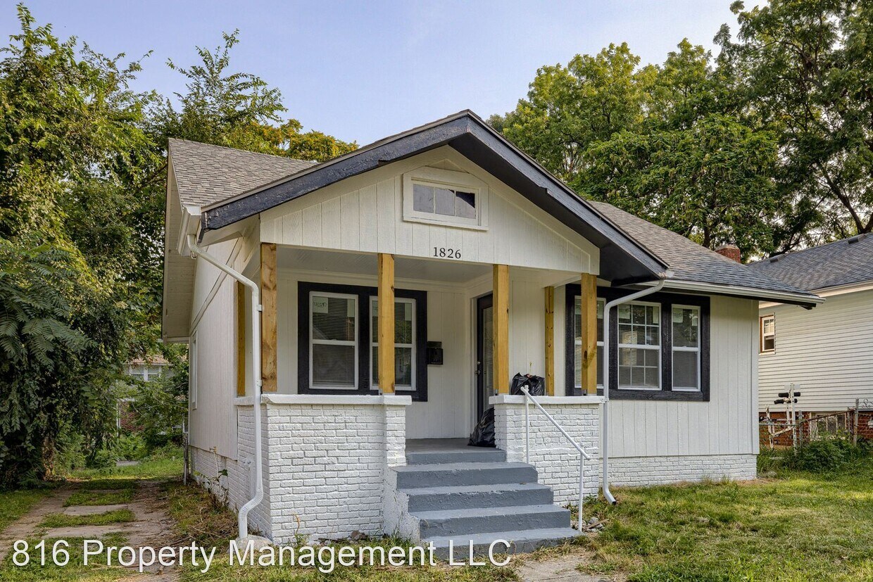 Primary Photo - 2 br, 1 bath House - 1826 e 69th st