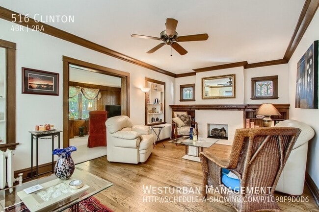 Building Photo - Lovely Classic Oak Park Home!