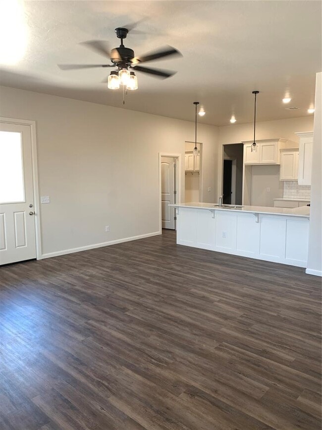 Foto del edificio - 3215 Enclave Pl