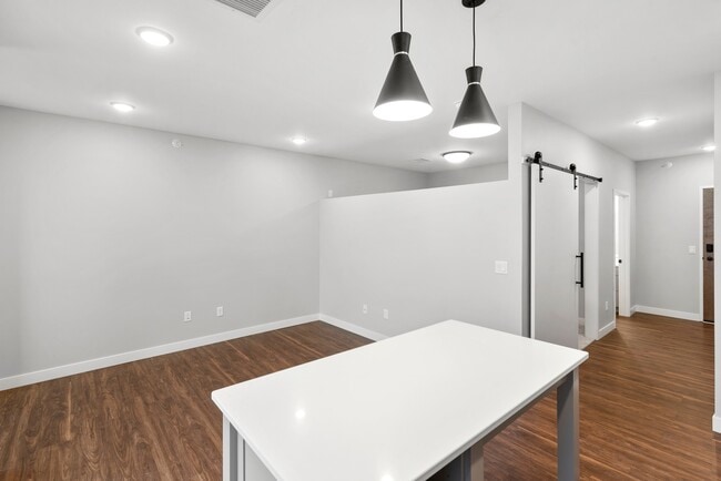 Interior Photo - Uptown & Main