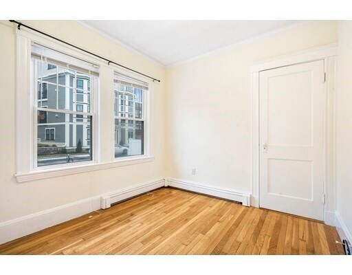 Foto del edificio - 262 Minot St