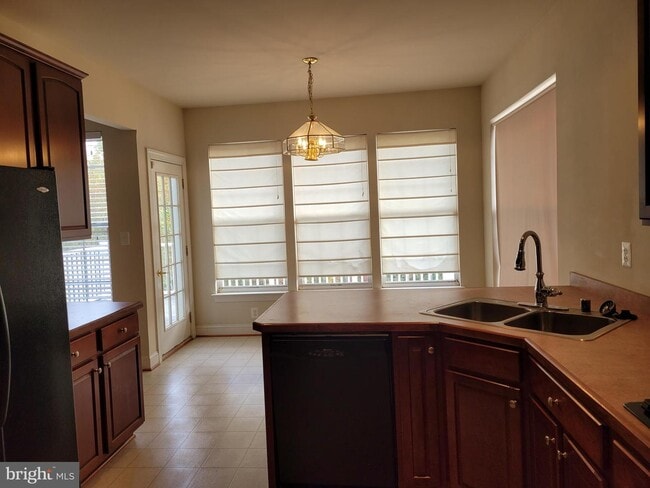 Building Photo - 234 Whirlaway Ln